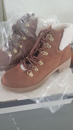 Boots size 6.5