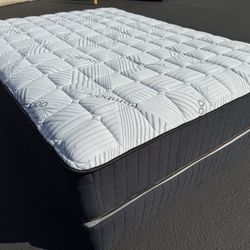 Queen Royal Bamboo Supreme Mattress And Boxspring !