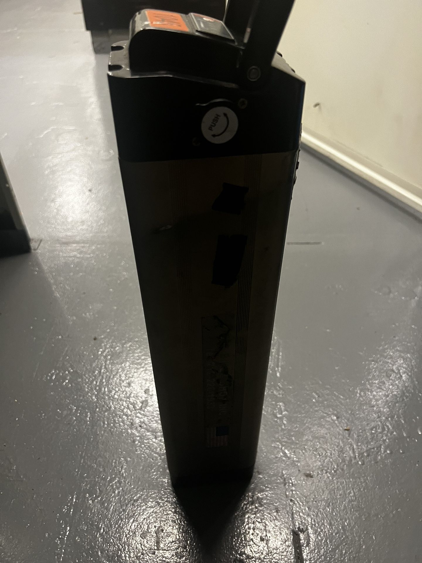 Arrow Electric Bike 9A-9 Batteries