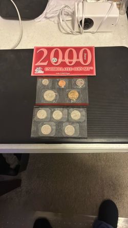 2000 P&D Uncirculated Coin Set