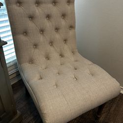 Accent /  Slipper Chair