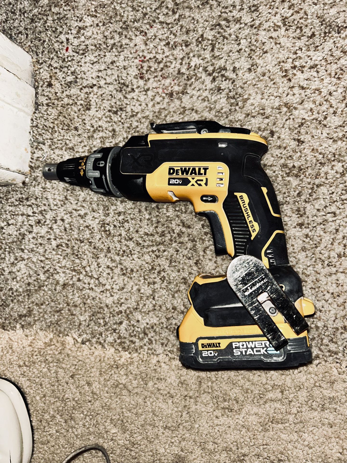 DEWALT 20V MAX XR Brushless Drywall Screwgun