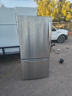 LG Refrigerator Stainless Steel 
