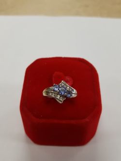 14k White Gold Amethyst and Diamond Ring