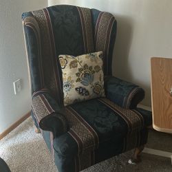 Nice Chair ( Green) With 1 Pillow