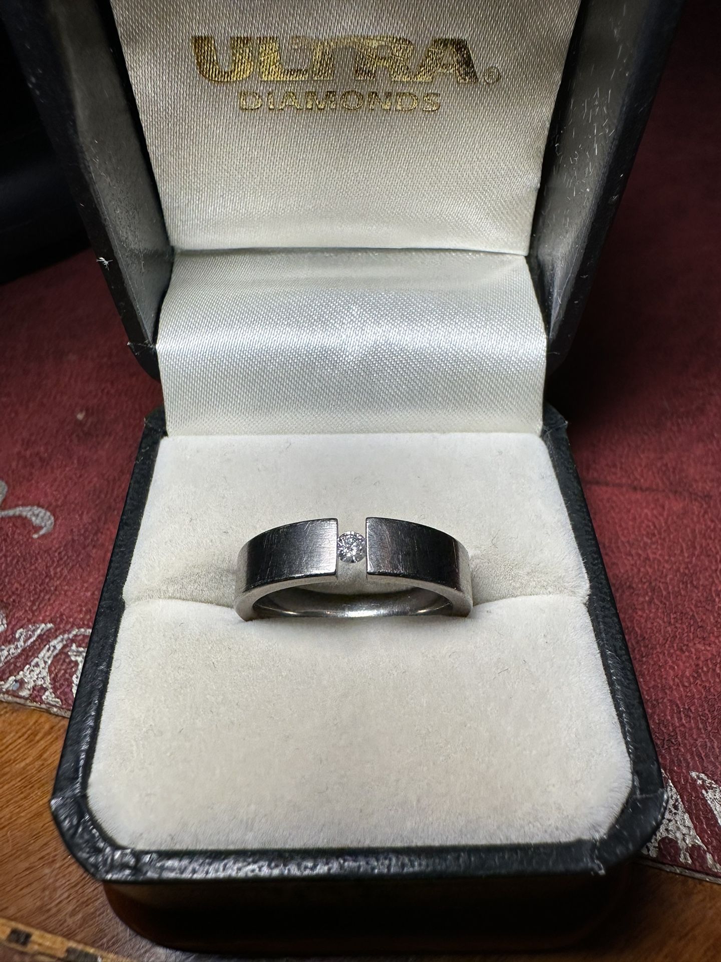 Tension Band With Diamond