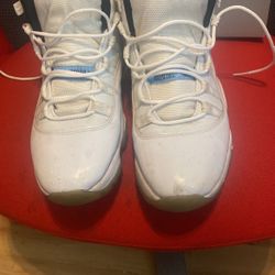 9.5 Jordan 11 Good Condition