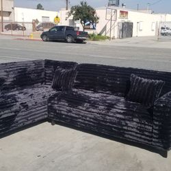 BRAND NEW 7x9ft SECTIONAL SOFAS,  BLACK FABRIC. CUSTOM MADE AVAILABLE