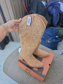 IUV Western Boots