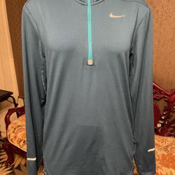 PreOwned Nike Womens Jacket Small Running Dry Fit 1/4 Pullover Long Sleeve