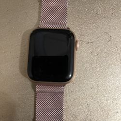 Apple Watch Series 4 With Cellular 