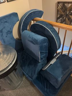 Kids play couch