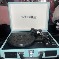 Victrola record player 