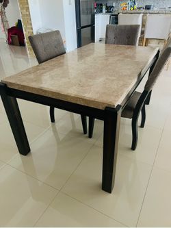 Mesa de Mármol