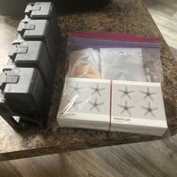 DJI Avata Fly More Kit Batteries Dock Charger With Extra Props And Landing Gears