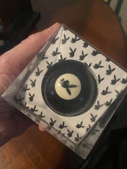 Playboy eight ball 2002