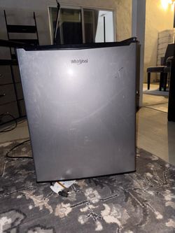 Nice small fridge -MUST GO TODAY