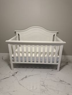 Baby Crib & Mattress