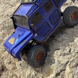 Traxxas  TRX-4 Defender 1/10 