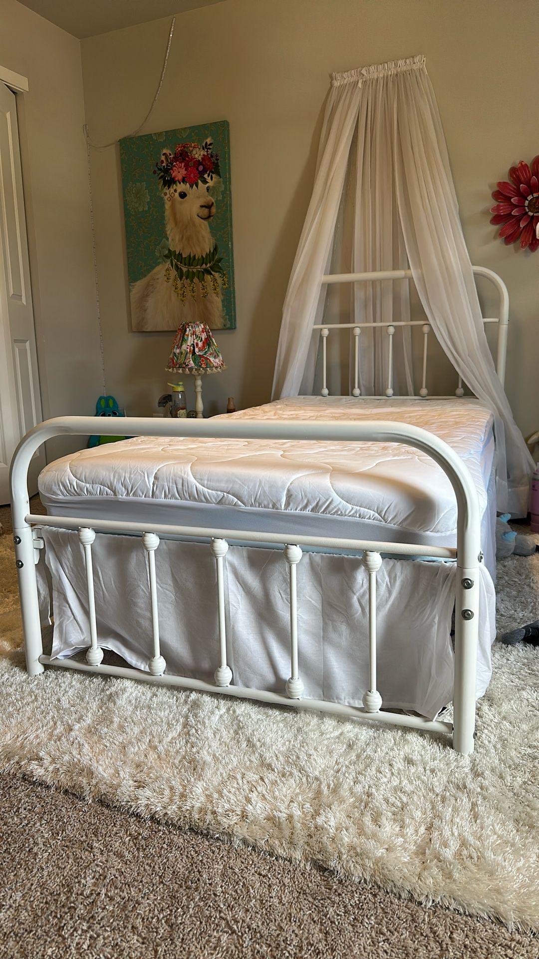 Twin Bed with Frame 
