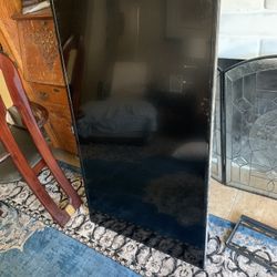 55” Samsung TV With Wall Mount