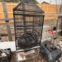 BEAUTIFUL BIRD CAGE