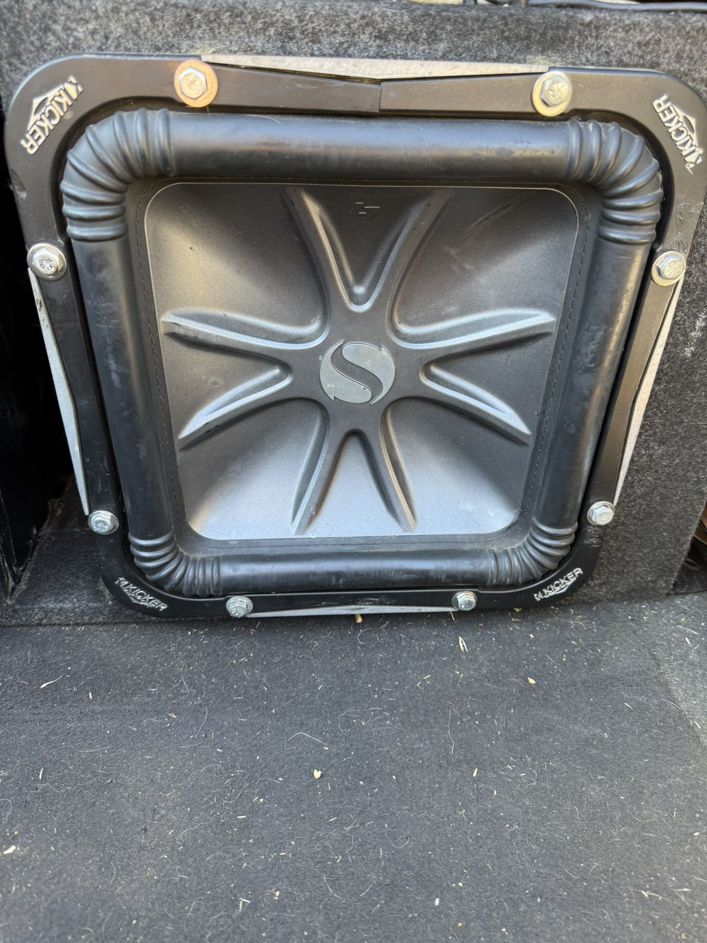 Kicker SoloBaric L7 12 inch