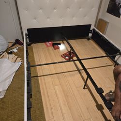 full size bed frame 🤍