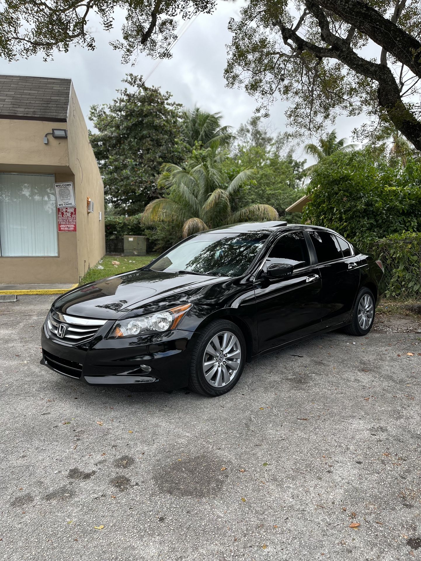 2012 Honda Accord for Sale in Biscayne Park, FL - OfferUp