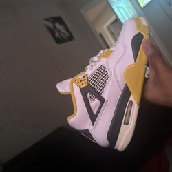 Brand New Jordan 4