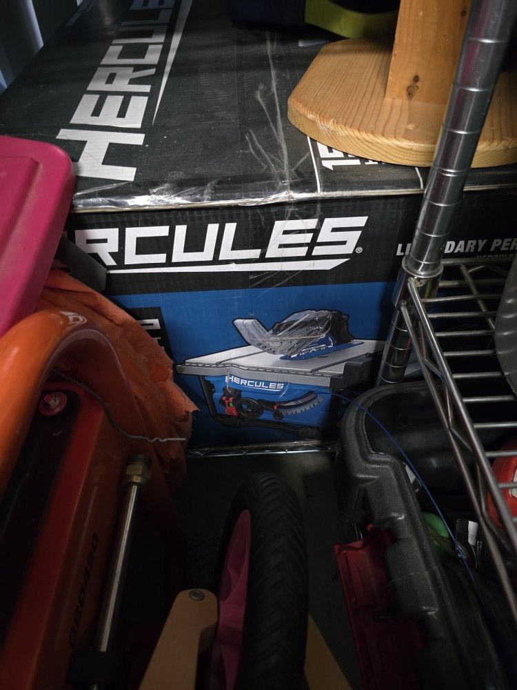 Hercules Table Saw