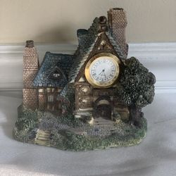 Vintage Solma Station House Mantel Table Clock Retro Collectible Battery Operated