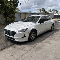 2021 HYNDAI SONATA SE 