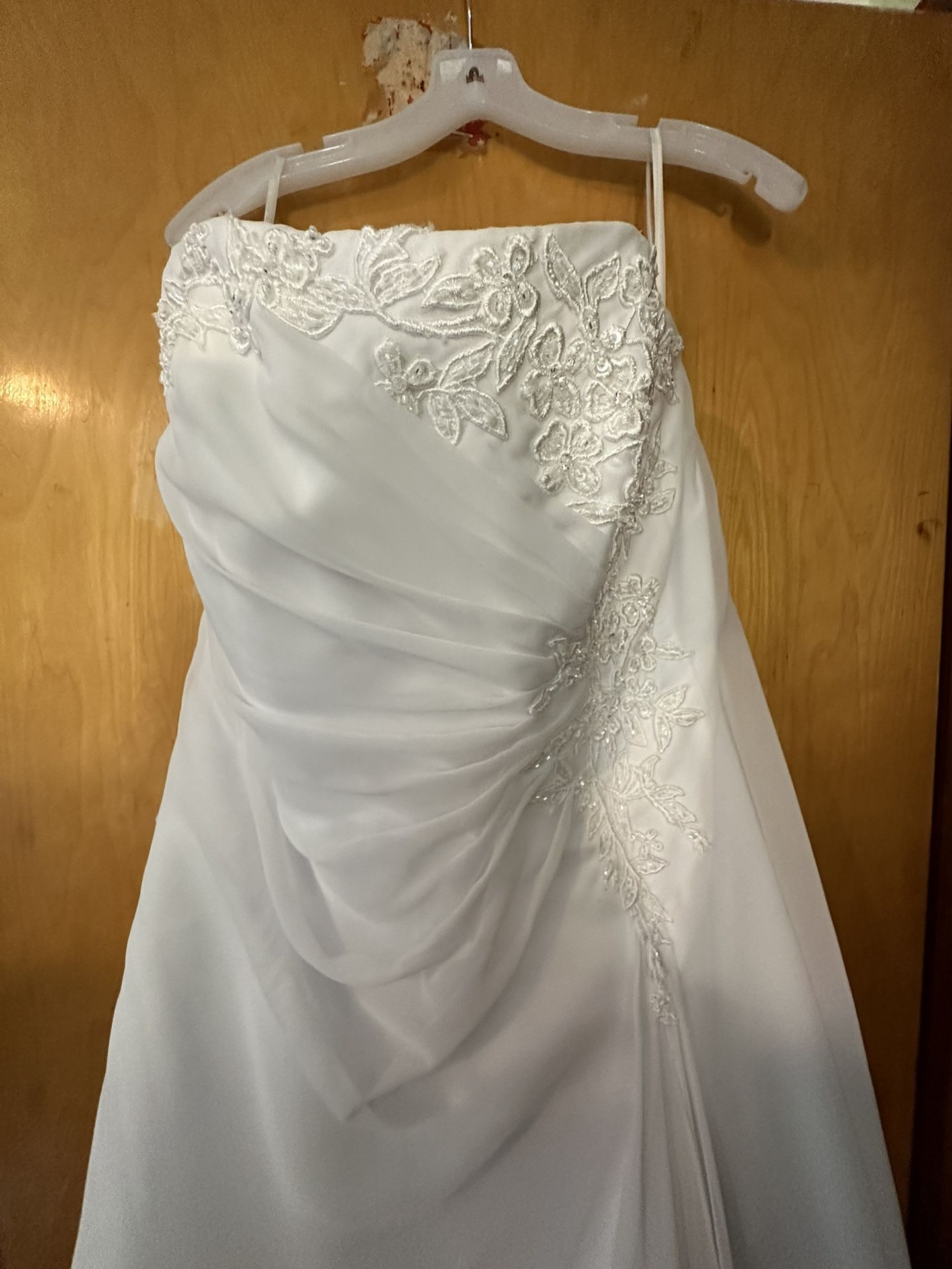Sleeveless Wedding Dress