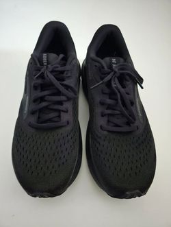 Shoes Brooks Adrenaline GTS 24 Black Sneakers, Size Men 10.5 / Women 12
