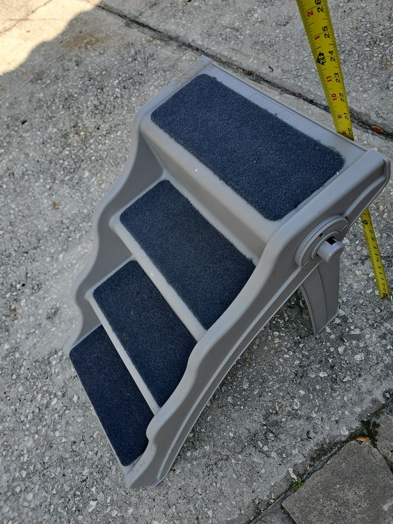 Pet Steps