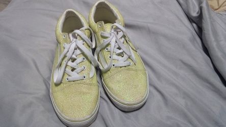 Super cute sparkly yellow vans size 6.5 jrs