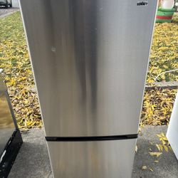 Studio size refrigerator will deliver and install