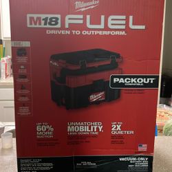 M18 Fuel Pack out Vacuum