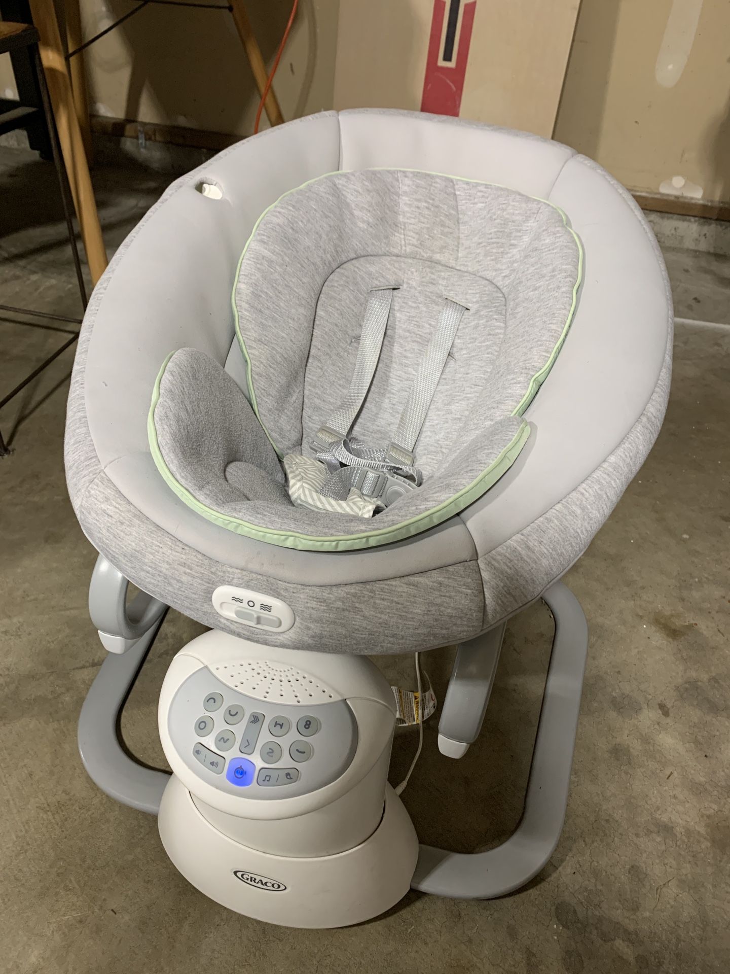 Graco Soothe My Way Baby Swing With Removable Rocker