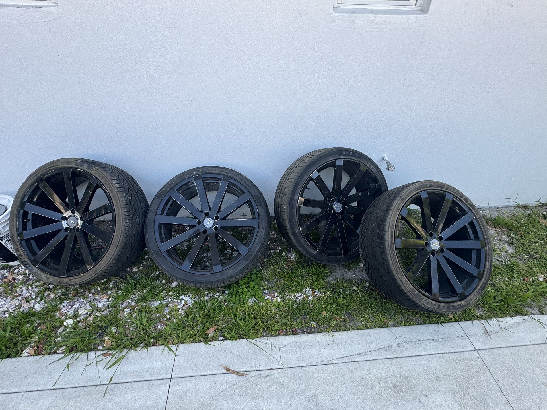 Velocity Rap Black Rims 22s 