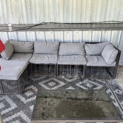 Outdoor sectional couch