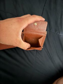 LOUIS VUITTON wallet