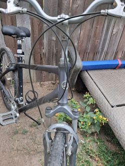 Giant mountain bike Sedona,  ready to ride
