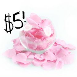 MABROUC 2000PCS Artificial Silk Rose Petal Decoration For Valentine Wedding Anniversary Romantic Night(Light Pink)