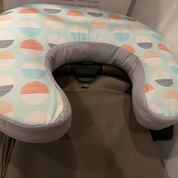 Feeding pillow