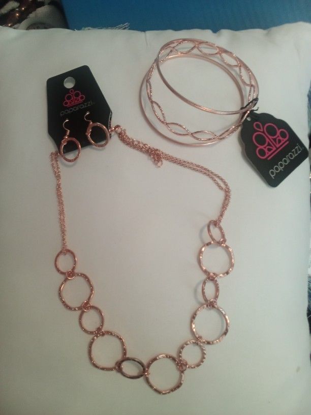 Paparazzi Necklace And Bracelet
