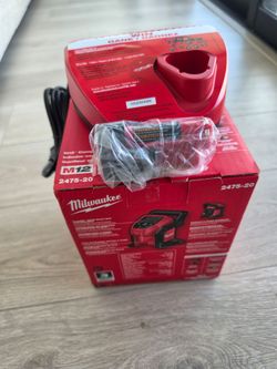 Milwaukee M12 Compact Inflator + Battery + Charger (New)