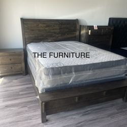 FARMHOUSE STYLE WOOD BEDROOM SET 🛏️