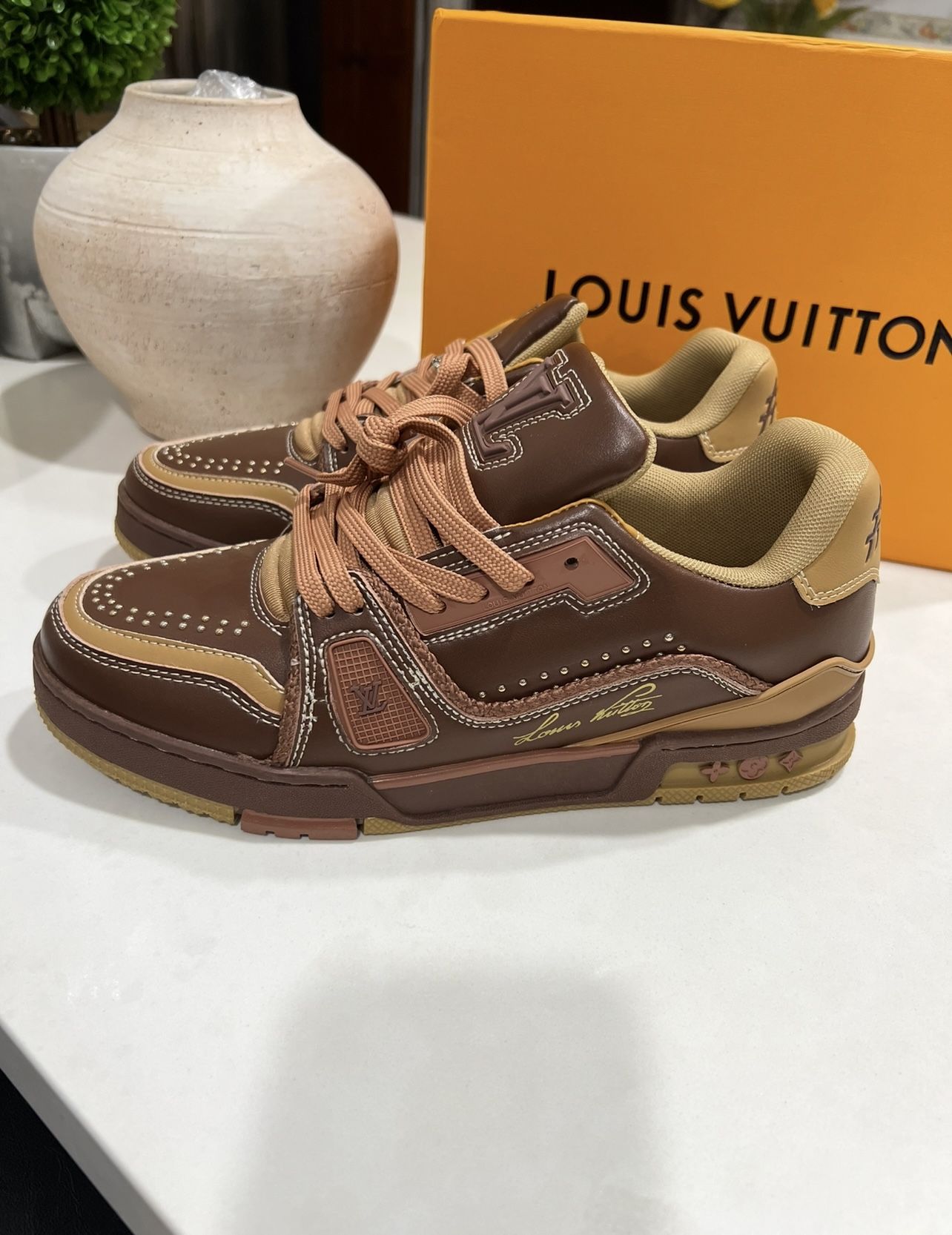 New LV Men’s Shoes. Genuine Leather